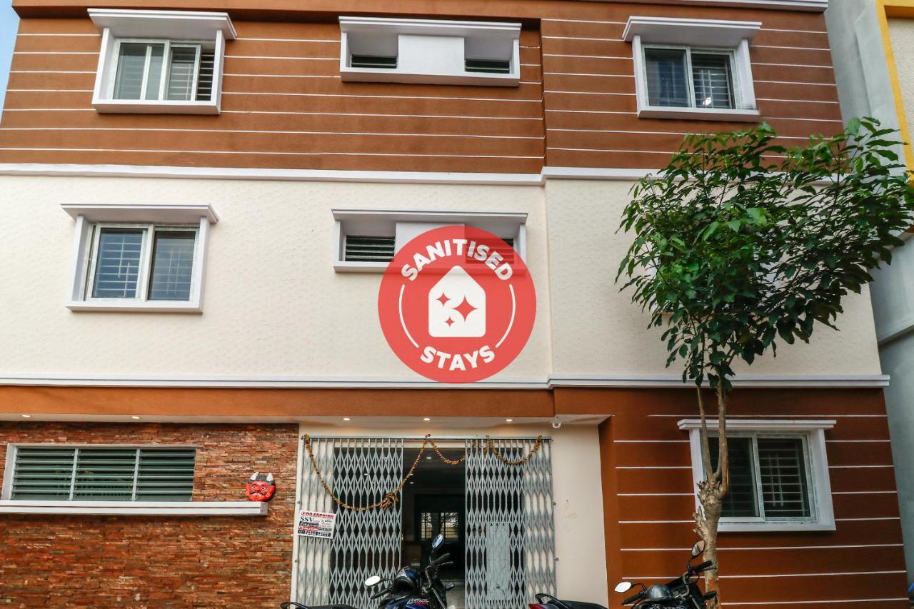 Capital O N R Residency Hotel Yelahanka Luaran gambar