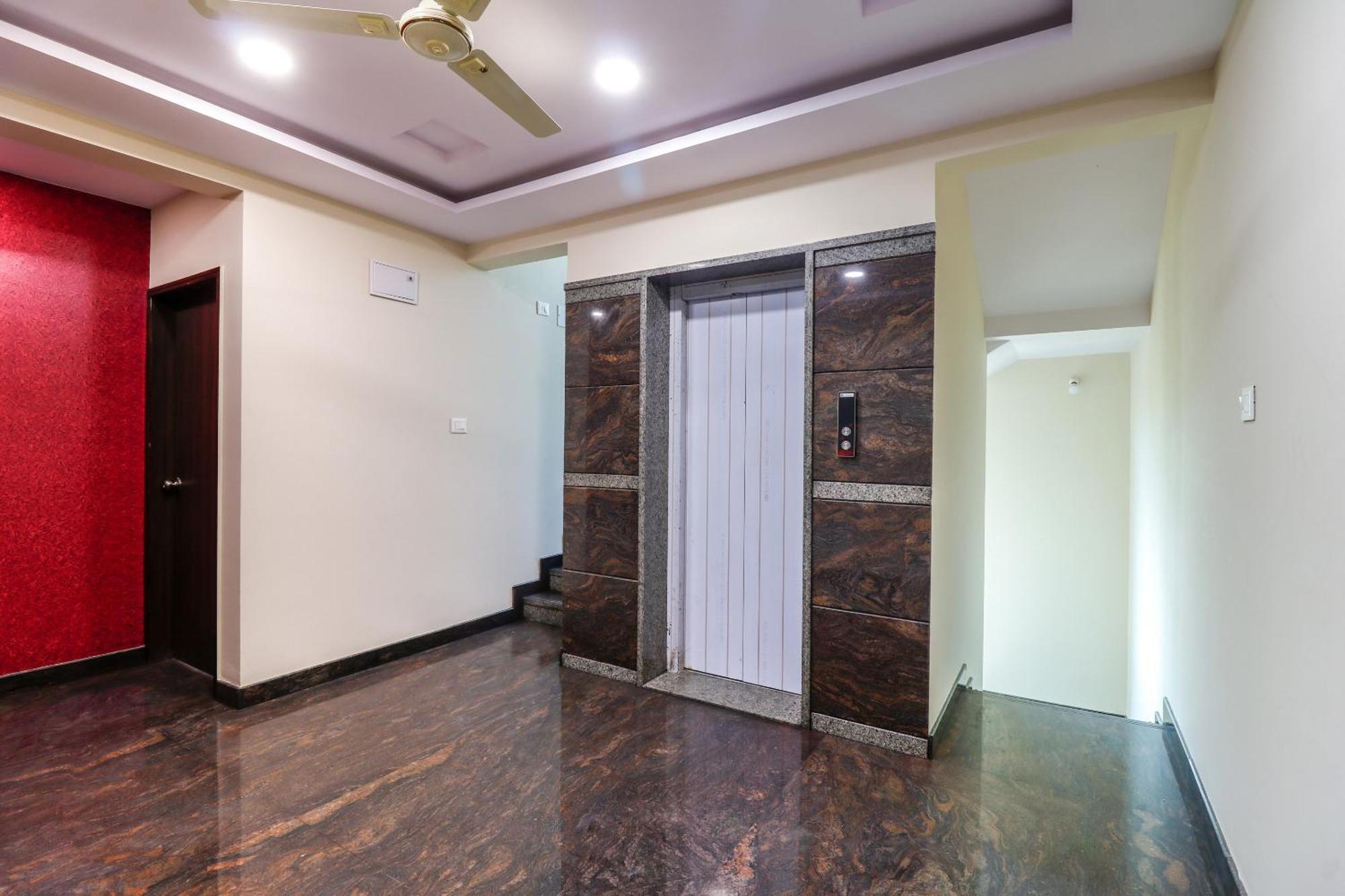 Capital O N R Residency Hotel Yelahanka Luaran gambar
